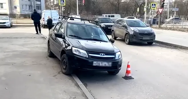 Стало плохо за рулем: удар и госпитализация с улицы Строителей в Дзержинске