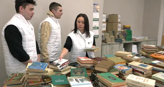 Доступная книга: к пополнению библиотечных фондов Дзержинска присоединились социальные участковые