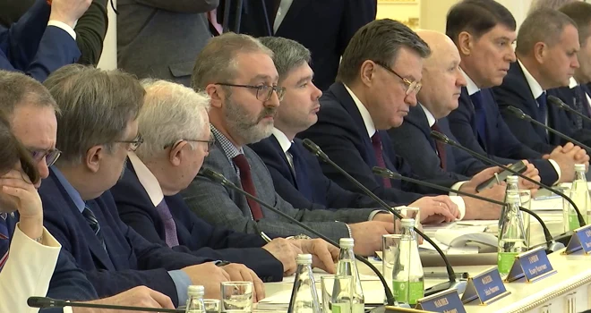 Совет в Казани: миграционную политику и социально-культурную адаптацию мигрантов обсудили главы регионов ПФО