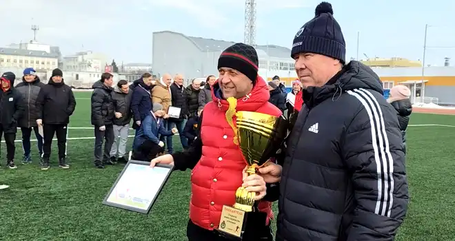 Победители и призеры: футбольный марафон ветеранов завершен в Дзержинске