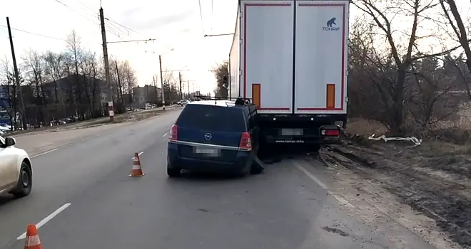 Жесткое столкновение: один человек пострадал в дорожной аварии в Дзержинске