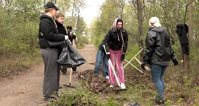 Убрались на совесть: на старом городском кладбище в Дзержинске навели порядок
