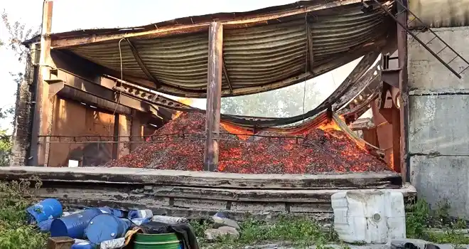 Ночной огонь: крупный пожар ликвидировали в Дзержинске