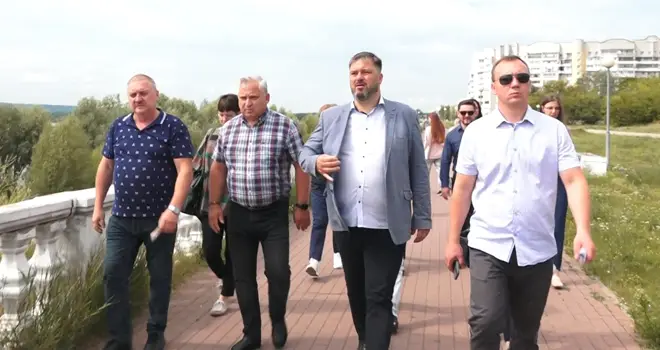 Большой район - большие задачи: традиционные объезды главы города по округам продолжаются в Дзержинске