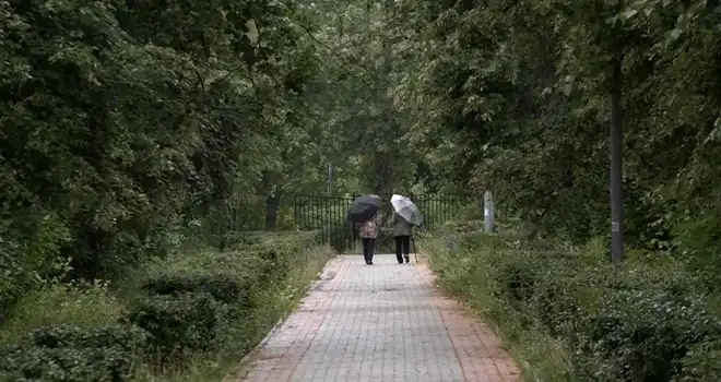 Во всем виноват циклон: в ближайшие дни дзержинцам жары ждать не стоит