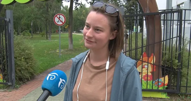 Вопрос дня: о естественной красоте женщин рассуждали дзержинцы