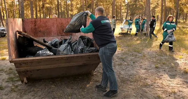 Зеленый город: территорию парка «Молодежный» в Дзержинске привели в порядок