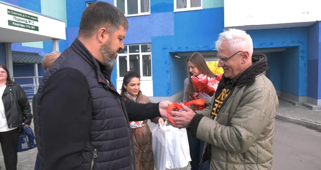 Долгожданное новоселье: ключи от нового жилья вручили четырем дзержинским семьям