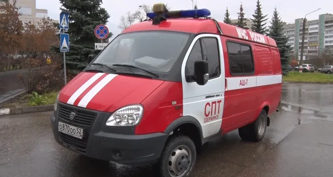 Технический сбой: тревожный звонок собрал к торговому центру в Дзержинске все экстренные службы