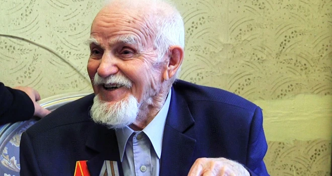 Александру Вагину 102 года! Дзержинский ветеран Великой Отечественной войны отмечает день рождения