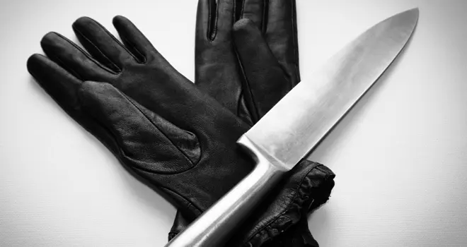 Нарвался на нож: дзержинец получил ранение при попытке обратиться в больницу