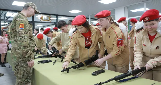 Пять испытаний, одна цель: юнармейский слет прошел в Дзержинске
