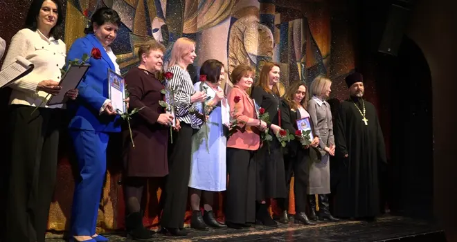 До новых встреч! Церемония закрытия фестиваля искусств «Рождественские встречи» прошла в Дзержинске