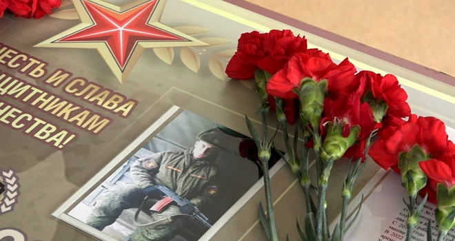 В памяти навсегда: еще две школы Дзержинска присоединились к всероссийскому проекту «Парта Героя»