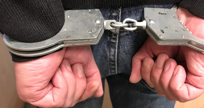 Заработал на срок: в Дзержинске задержан несовершеннолетний наркозакладчик