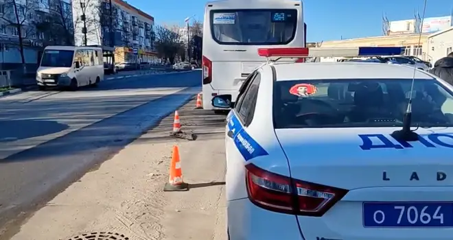 Обогнал и подрезал: совсем маленький дзержинец пострадал в аварии с автобусом