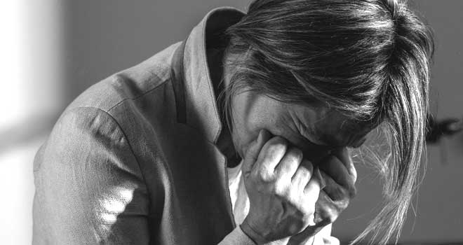 Обманули вдову: большой суммы денег лишили мошенники в Дзержинске супругу погибшего на СВО