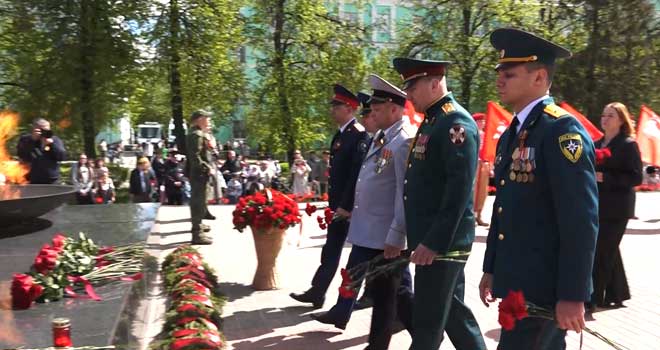 Дзержинск. День Победы. Никто не забыт, ничто не забыто…