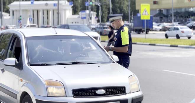 На страже дорог: корреспондент телекомпании «Дзержинск» провела один день на дежурстве с инспекторами ГАИ