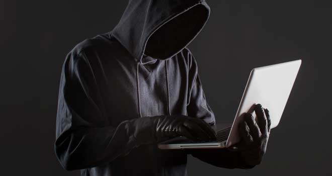 Обман онлайн: дзержинец лишился денег при покупке двигателя через интернет